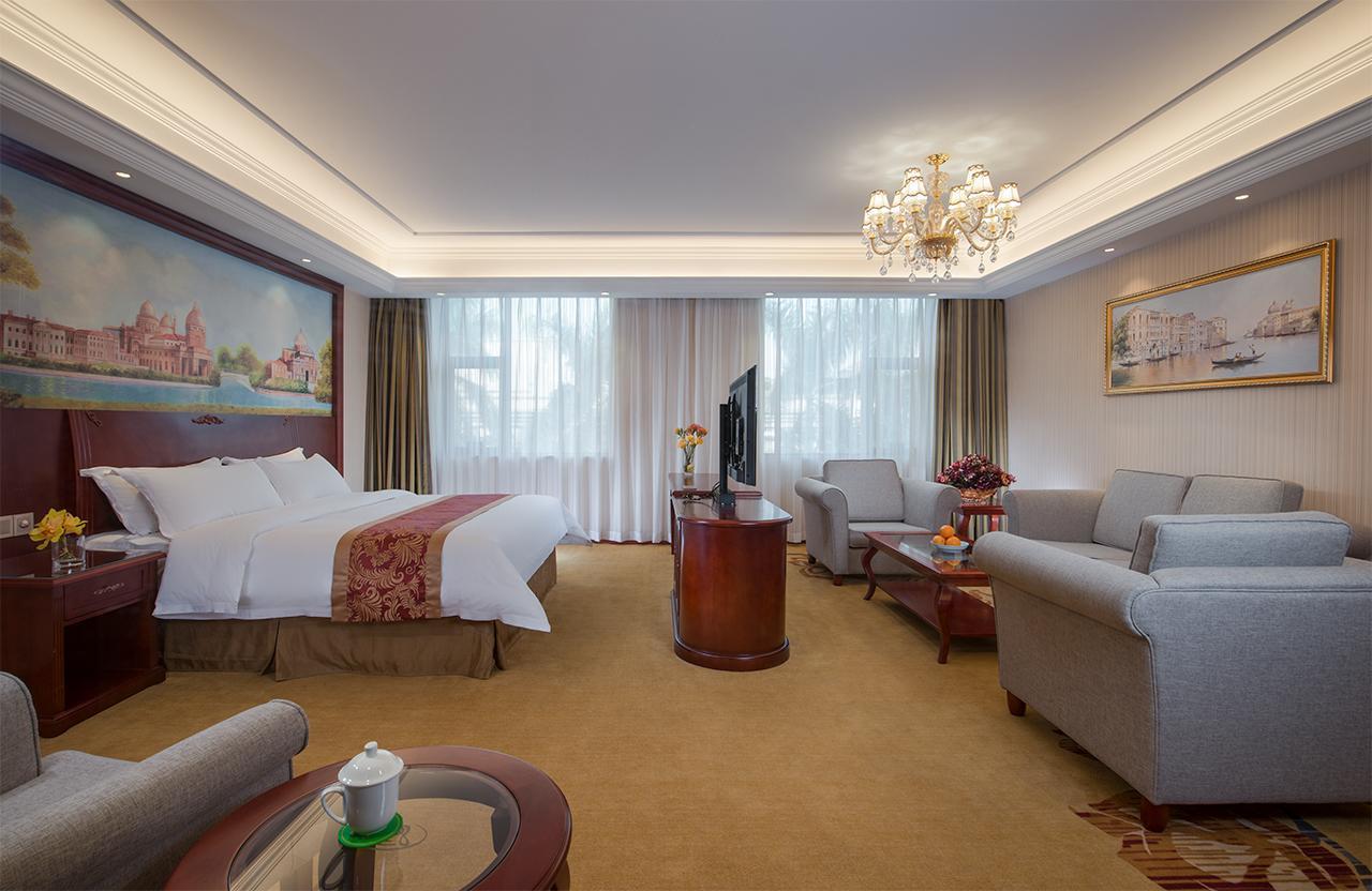 Vienna Hotel Zhongshan Guzhen Town Center מראה חיצוני תמונה