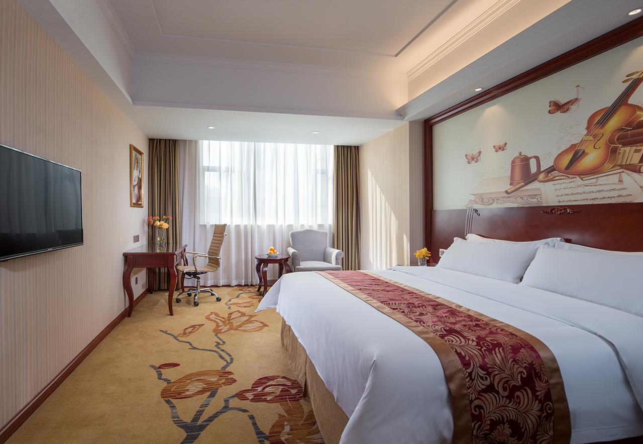 Vienna Hotel Zhongshan Guzhen Town Center מראה חיצוני תמונה
